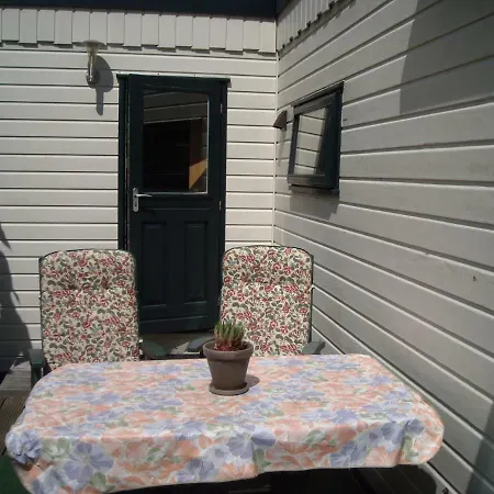 Zonnig Zomerhuis Prázdninový areál Krachtighuizen